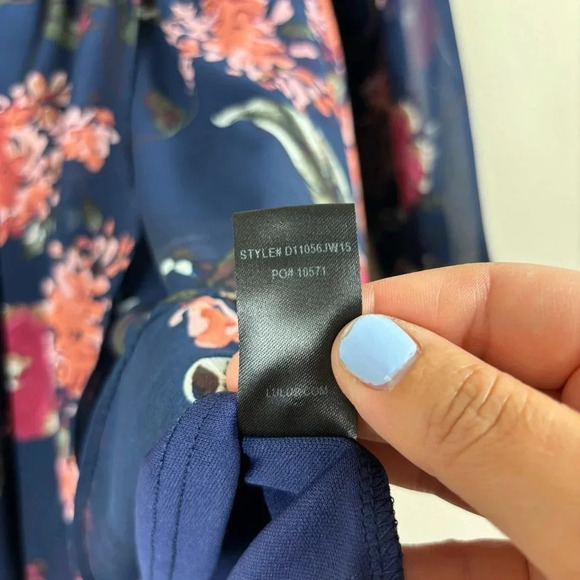 Lulus Pretty Pretender Navy Floral Print Dress sz M - Picture 8 of 15